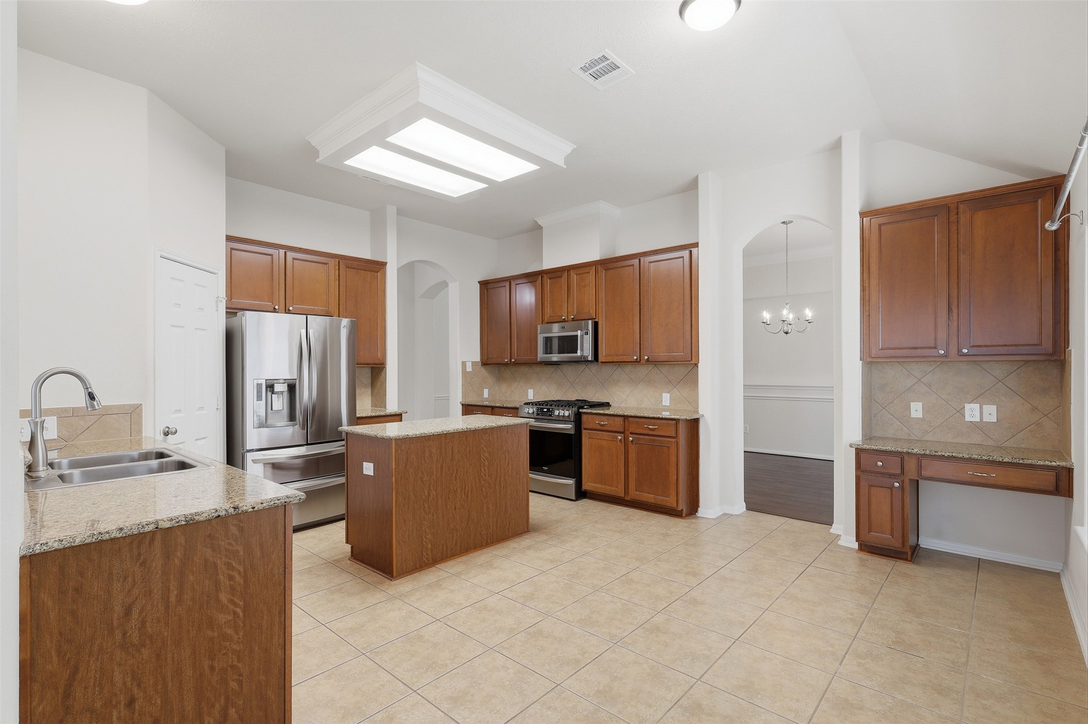 6403 Pinyon Trail Drive Property Photo 12