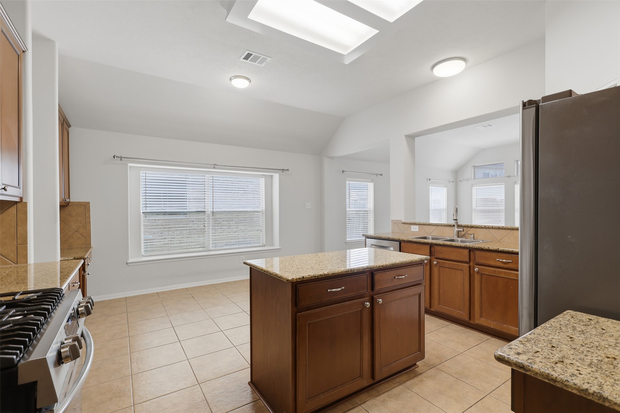 6403 Pinyon Trail Drive Property Photo 14