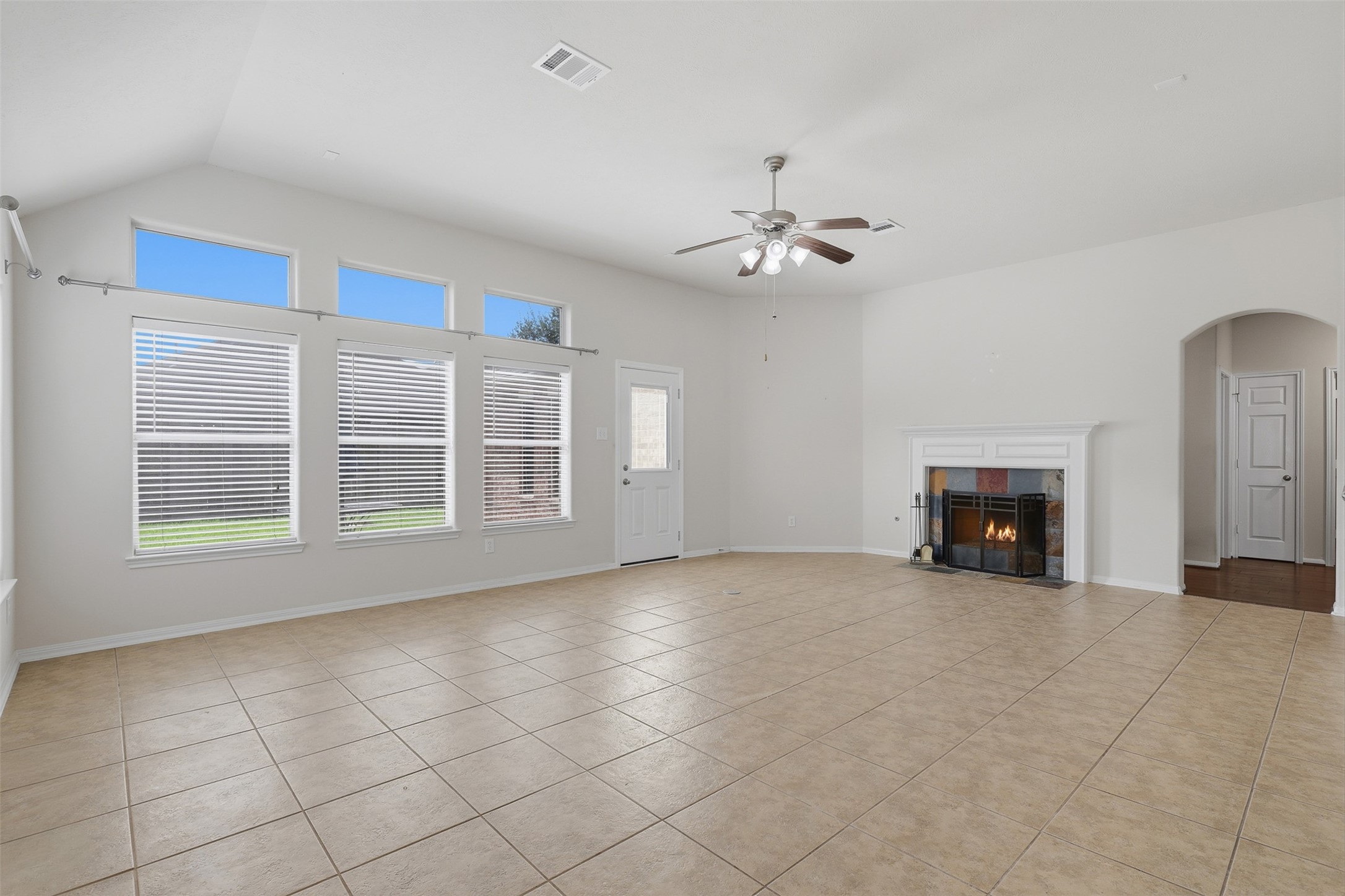 6403 Pinyon Trail Drive Property Photo 15