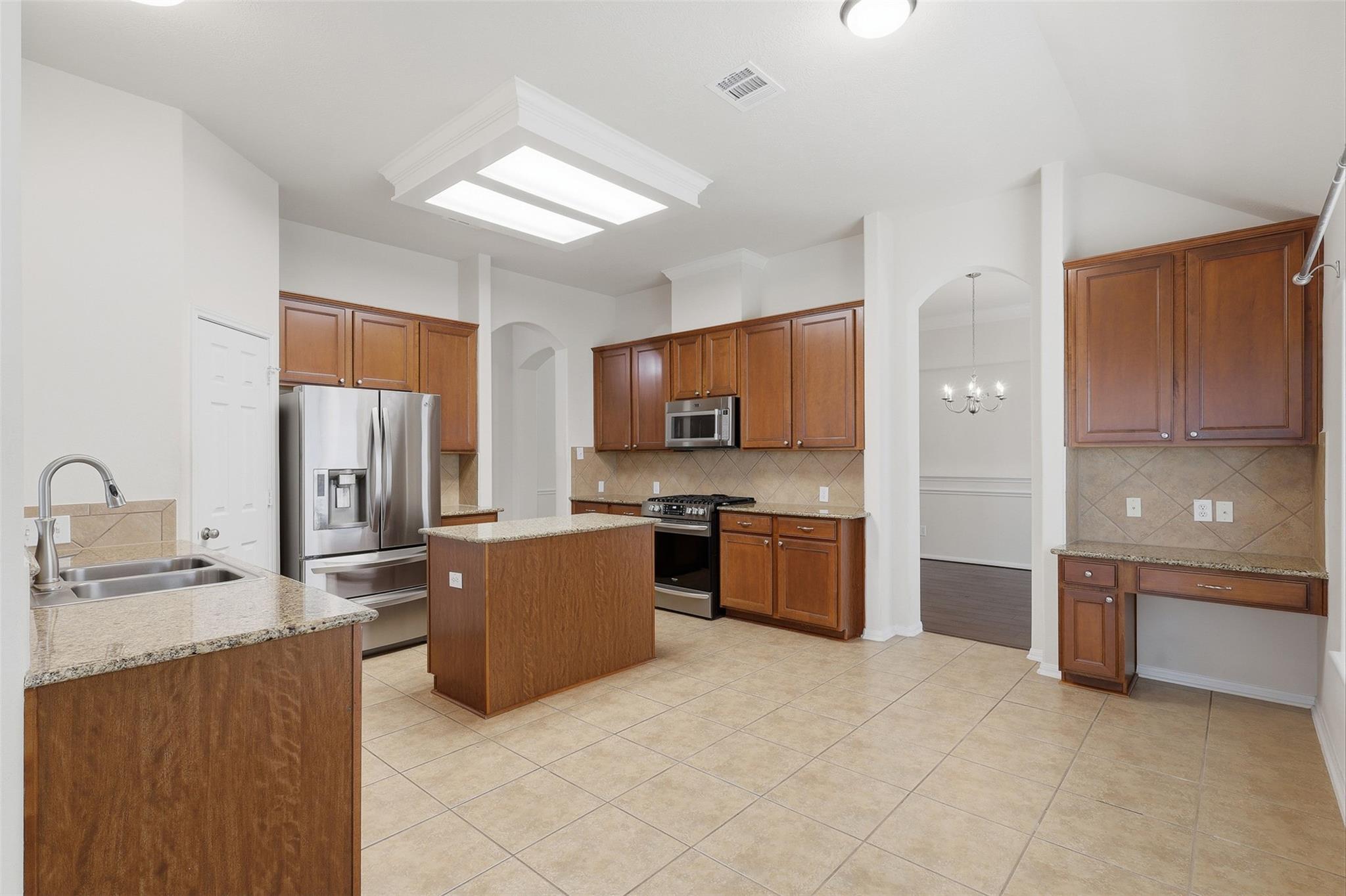 6403 Pinyon Trail Drive Property Photo 16