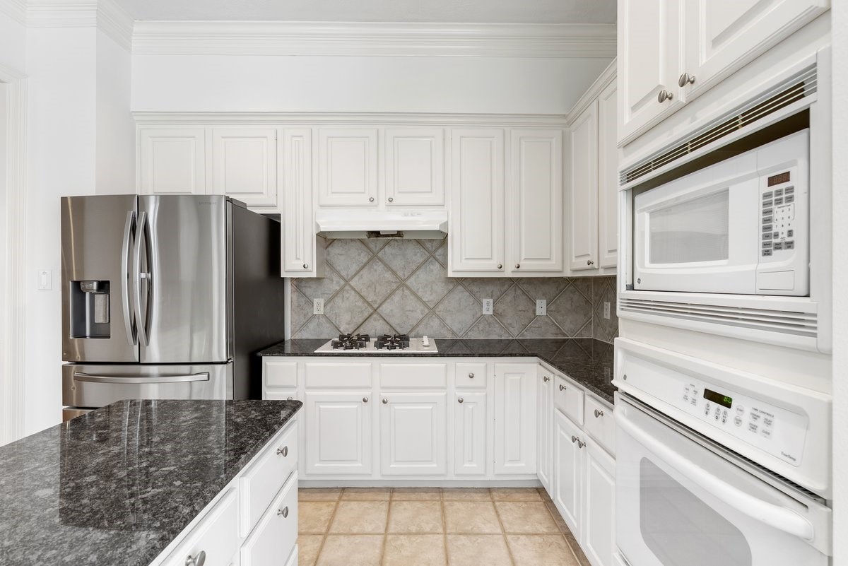 5913 Dolores Street B Property Photo 15