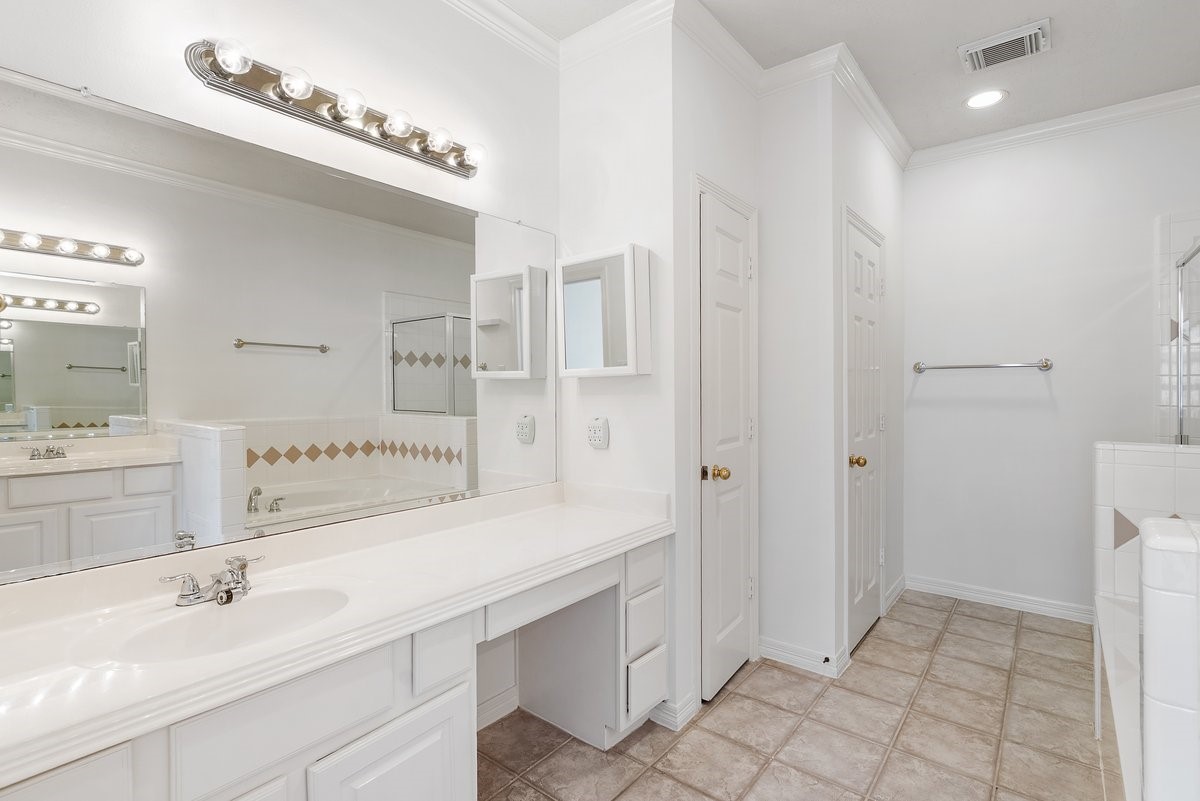 5913 Dolores Street B Property Photo 21