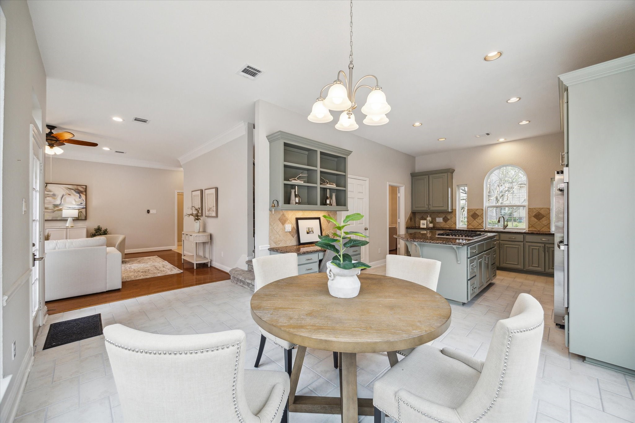 3111 Oakmont Drive Property Photo 11