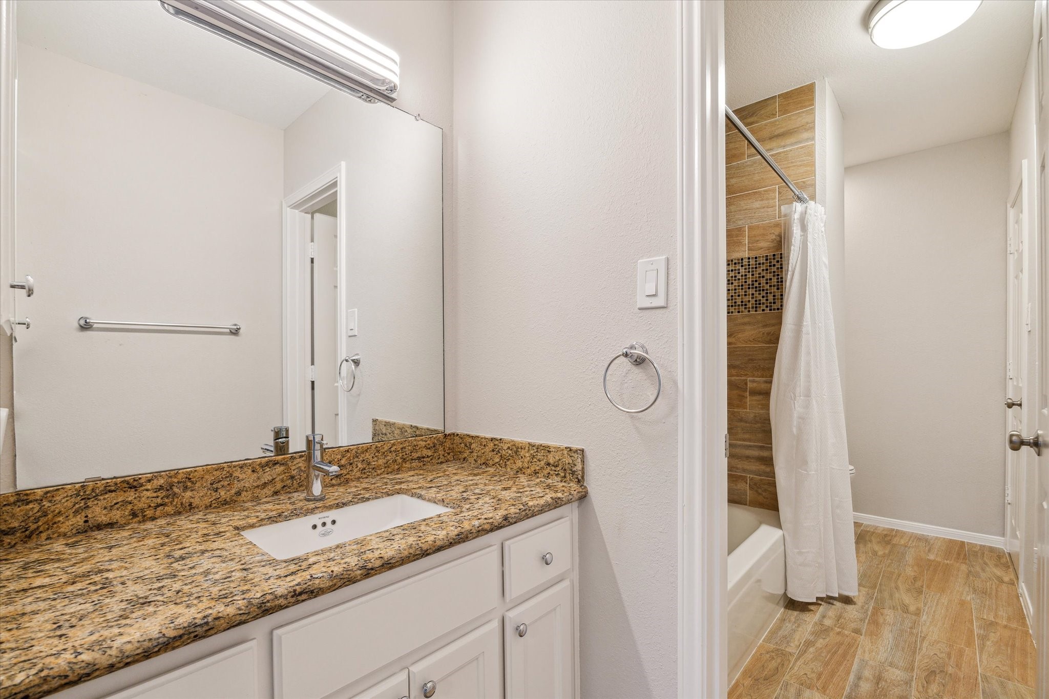 3111 Oakmont Drive Property Photo 27