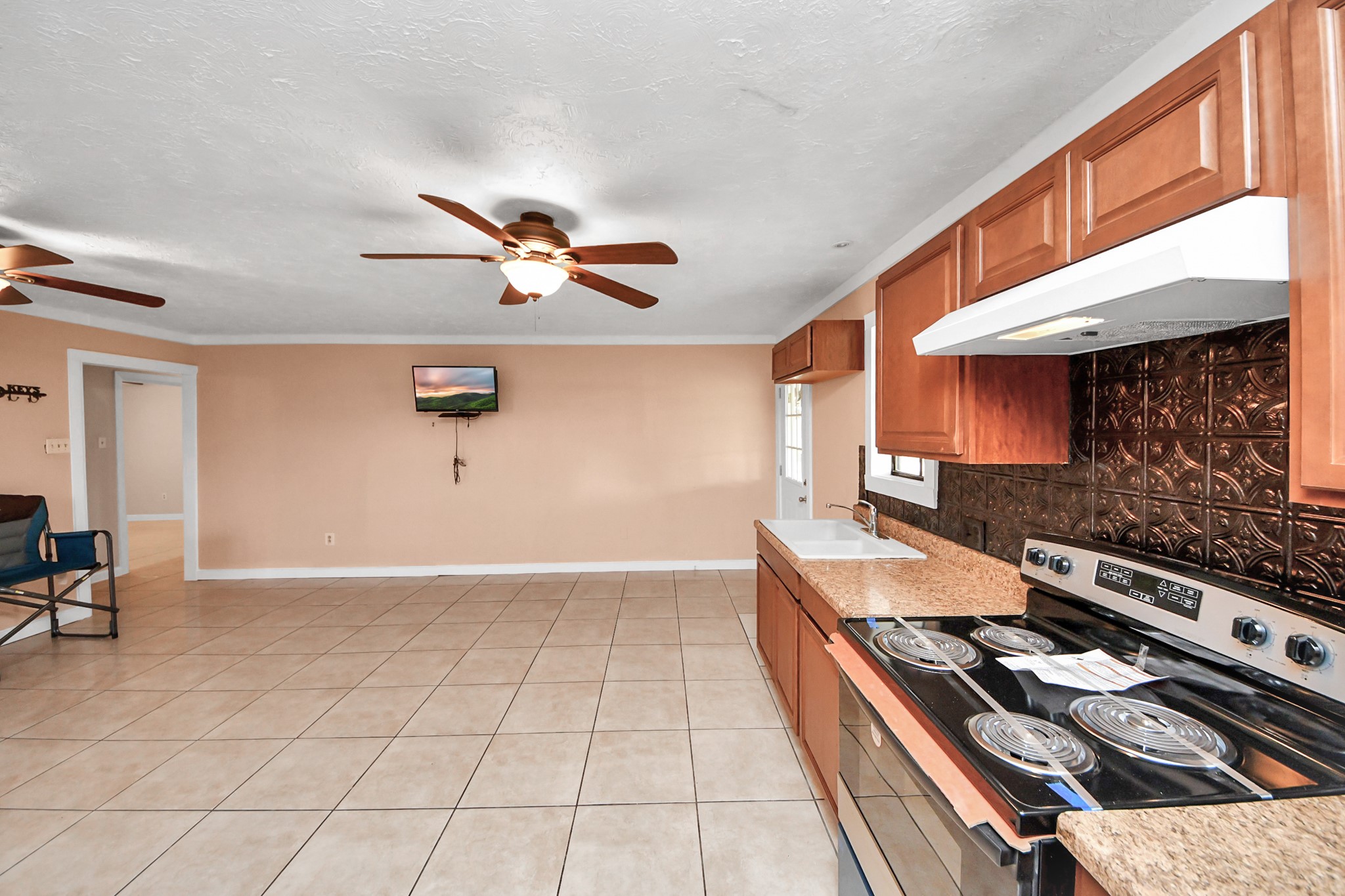 6202 Sharondale Street 406 Property Photo 11