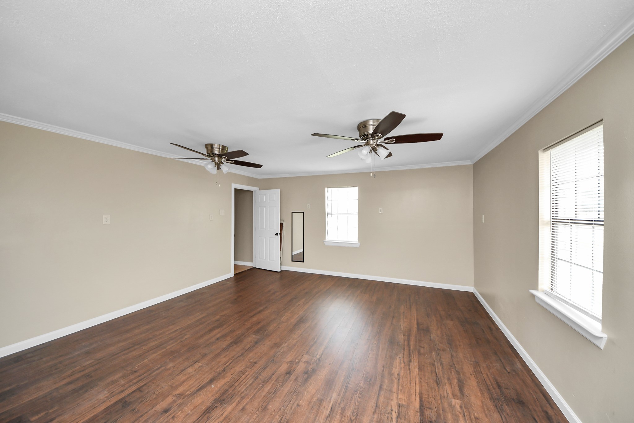 6202 Sharondale Street 406 Property Photo 15