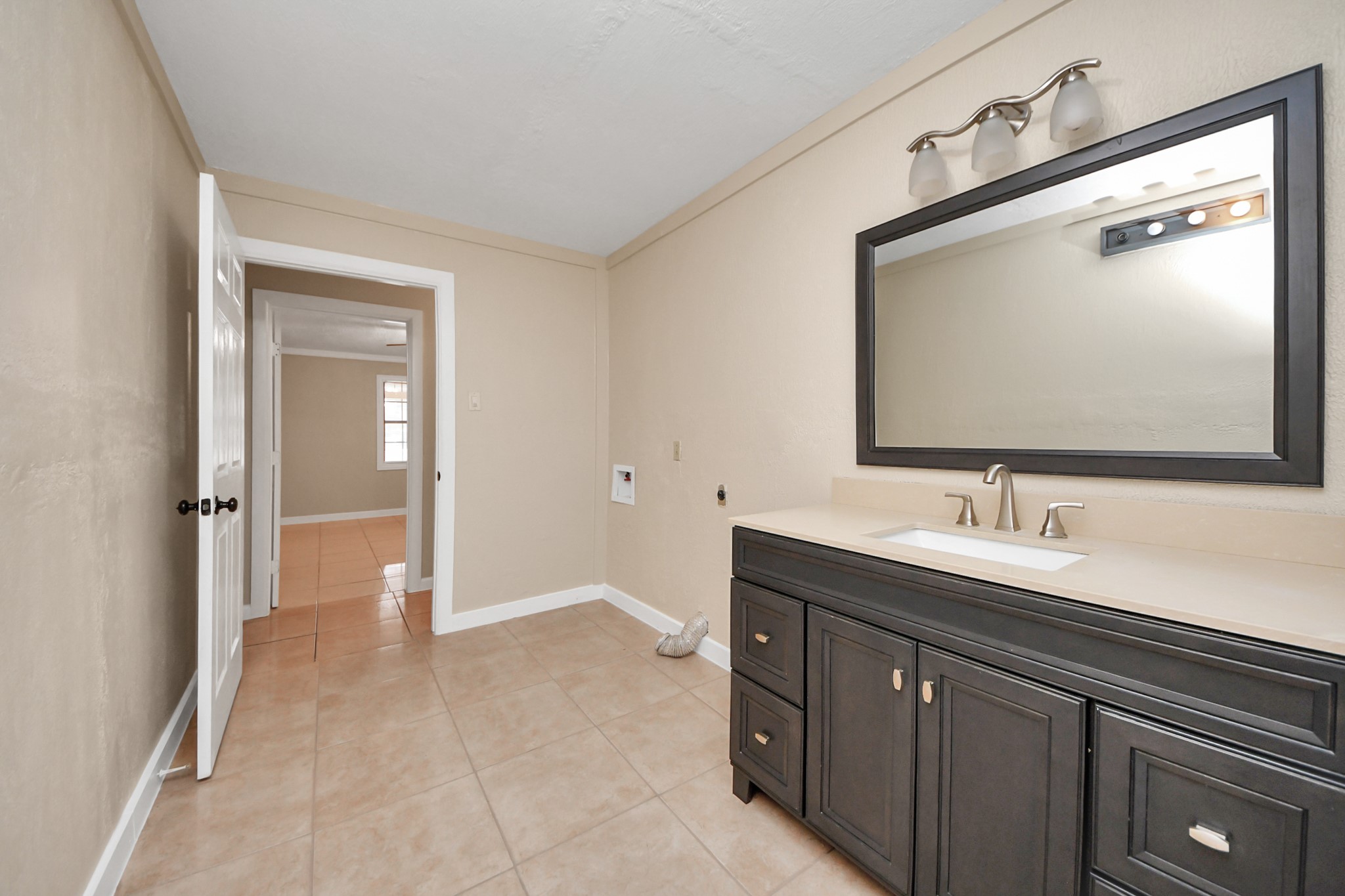 6202 Sharondale Street 406 Property Photo 17
