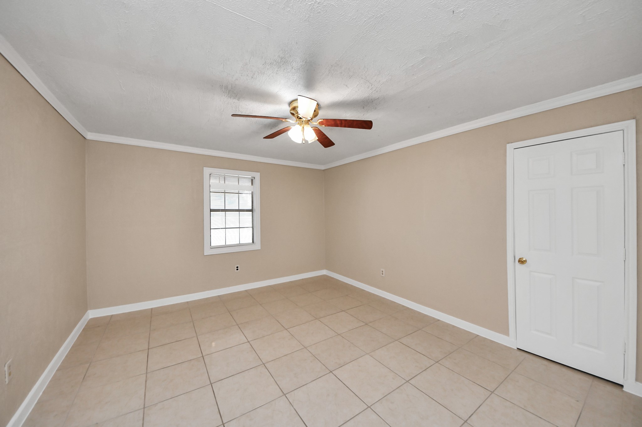 6202 Sharondale Street 406 Property Photo 20