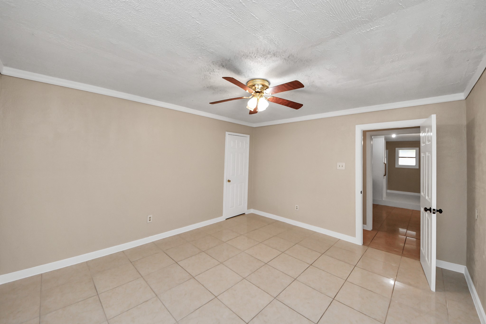 6202 Sharondale Street 406 Property Photo 21