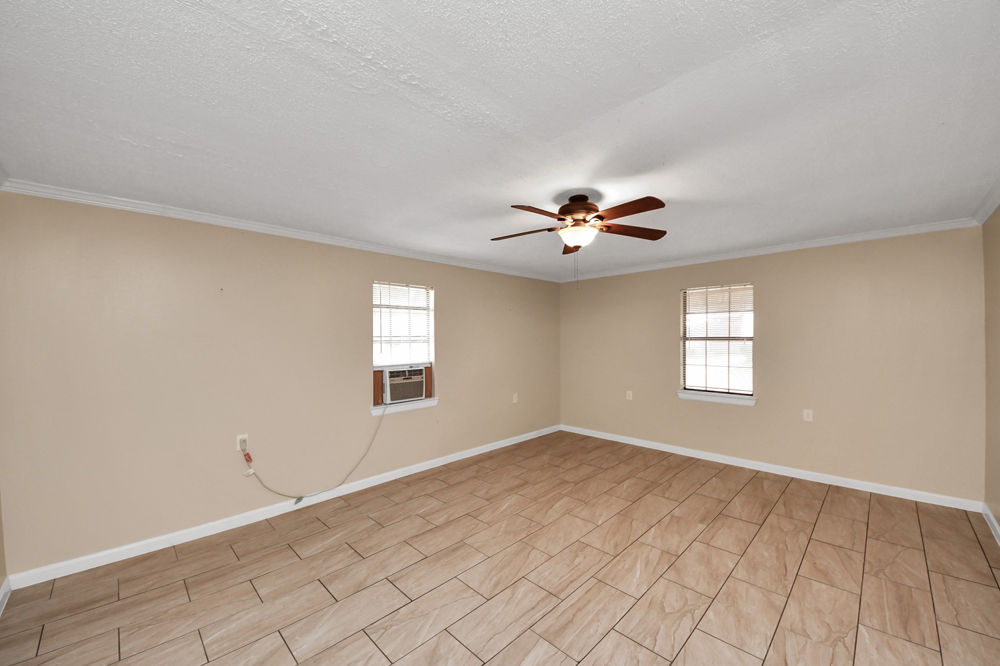 6202 Sharondale Street 406 Property Photo 25