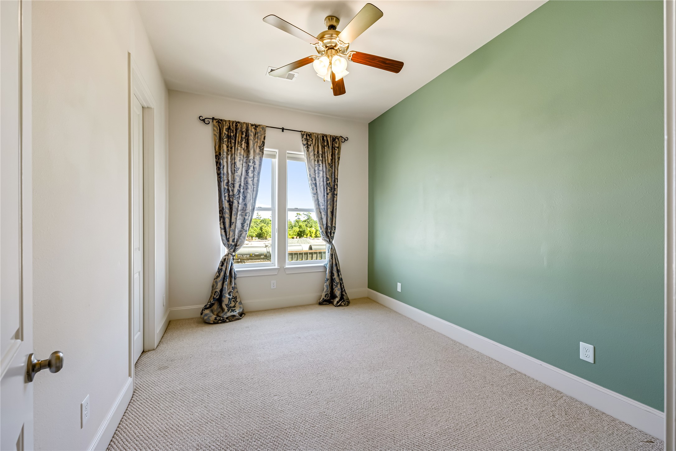 5628 Cohn Terrace Property Photo 33