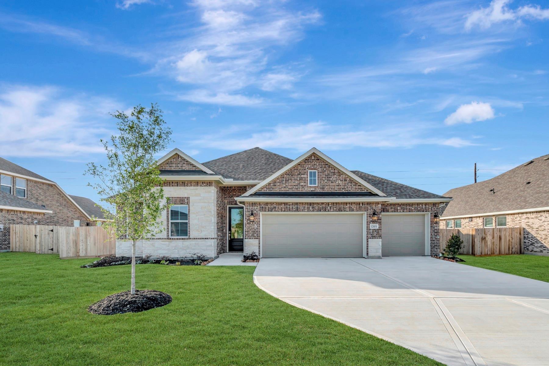 12106 Upper Meadows Avenue, Mont Belvieu TX 77535 Property Photo 1