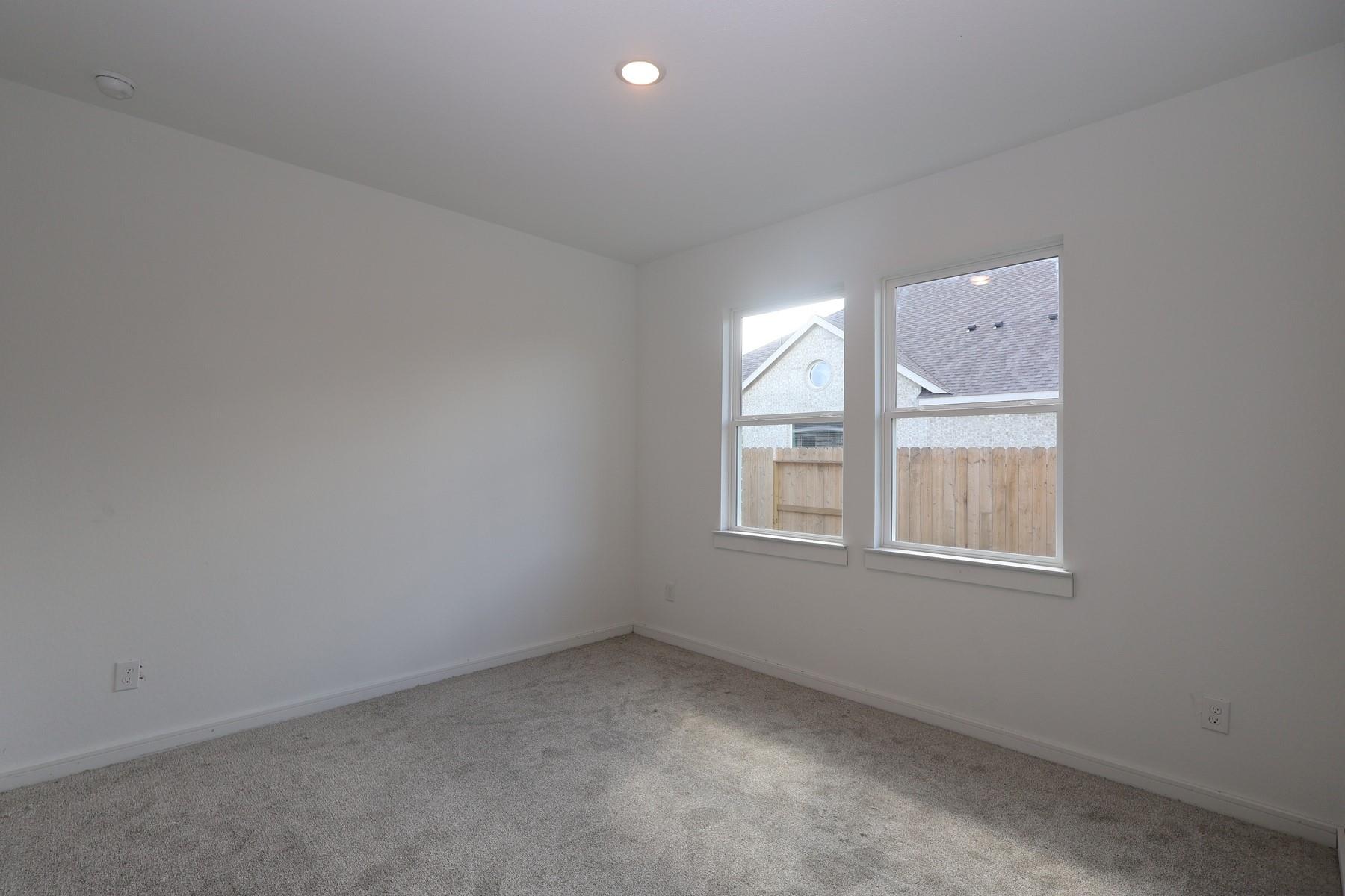12106 Upper Meadows Avenue, Mont Belvieu Tx 77535 Property Photo 7