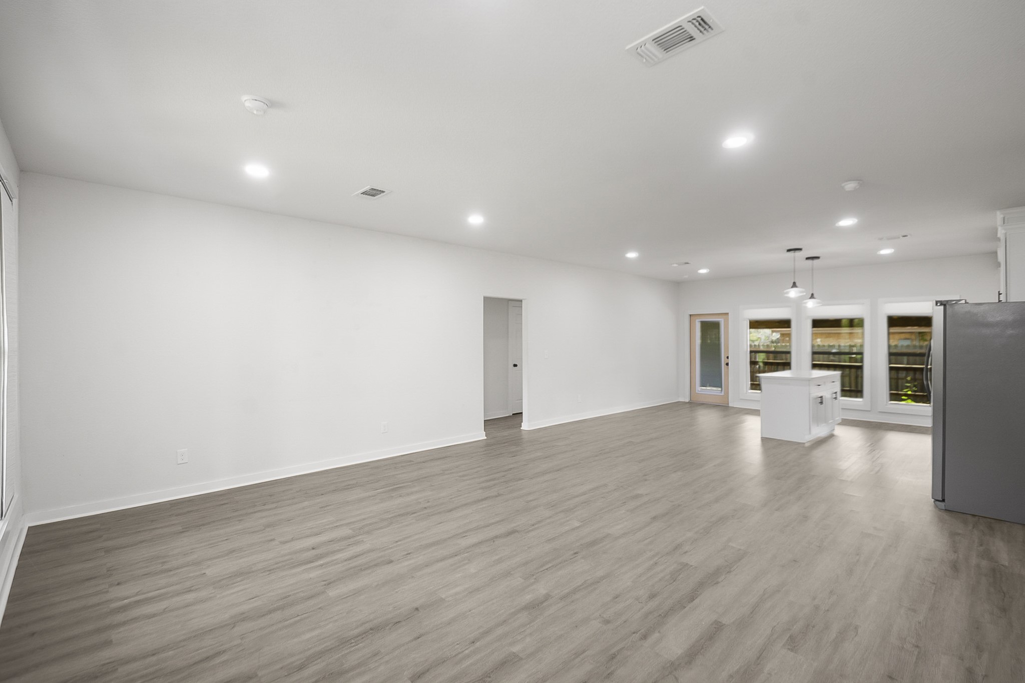502 Tall Timber Drive Property Photo 12