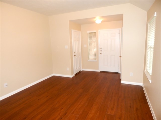 19146 Sandelford Drive Property Photo 6