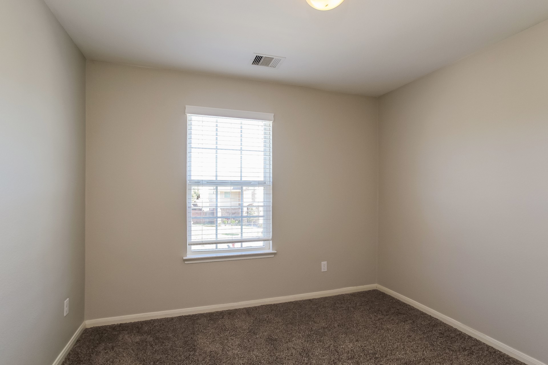 21835 Octavia Way Property Photo 13