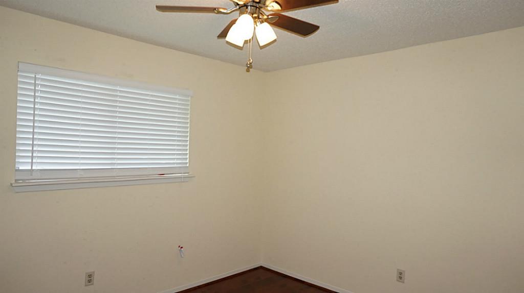 9217 Carousel Lane Property Photo 28