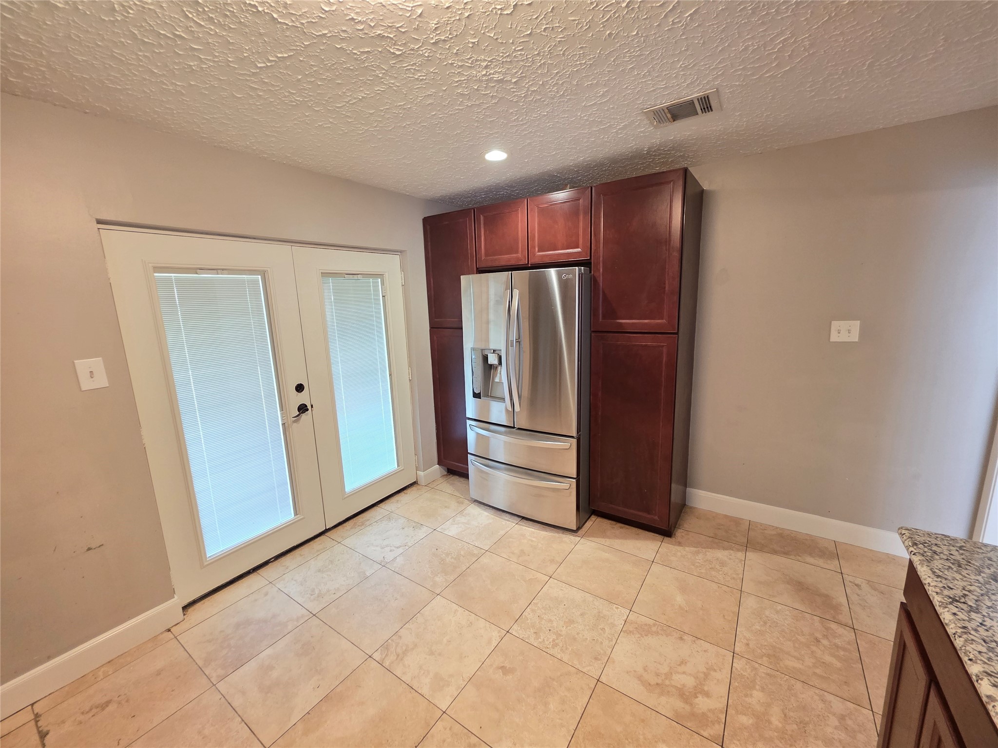22543 Market Square Lane Property Photo 9
