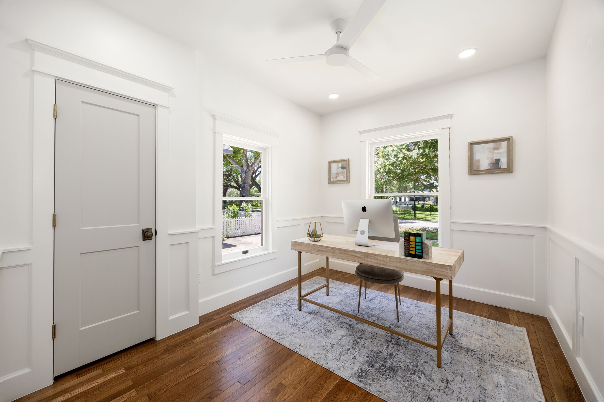 1528 Cortlandt Street Property Photo 27