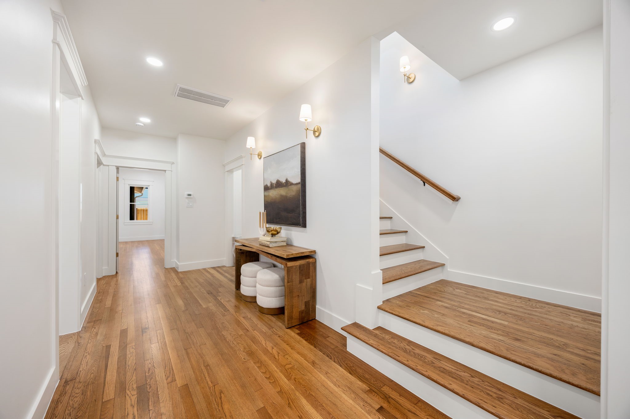 1528 Cortlandt Street Property Photo 31