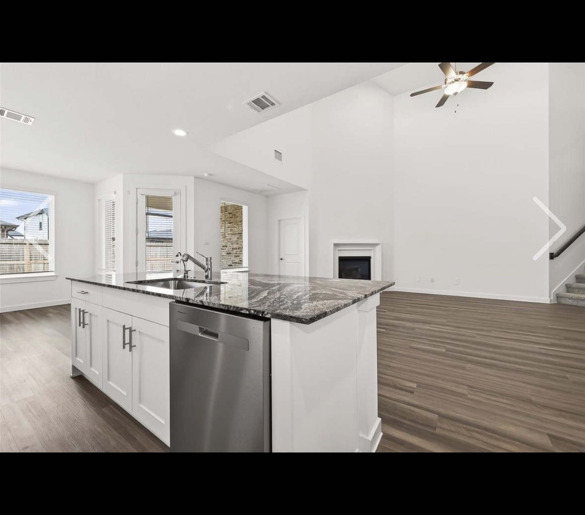 426 Yellow Dandelion Lane Property Photo 11