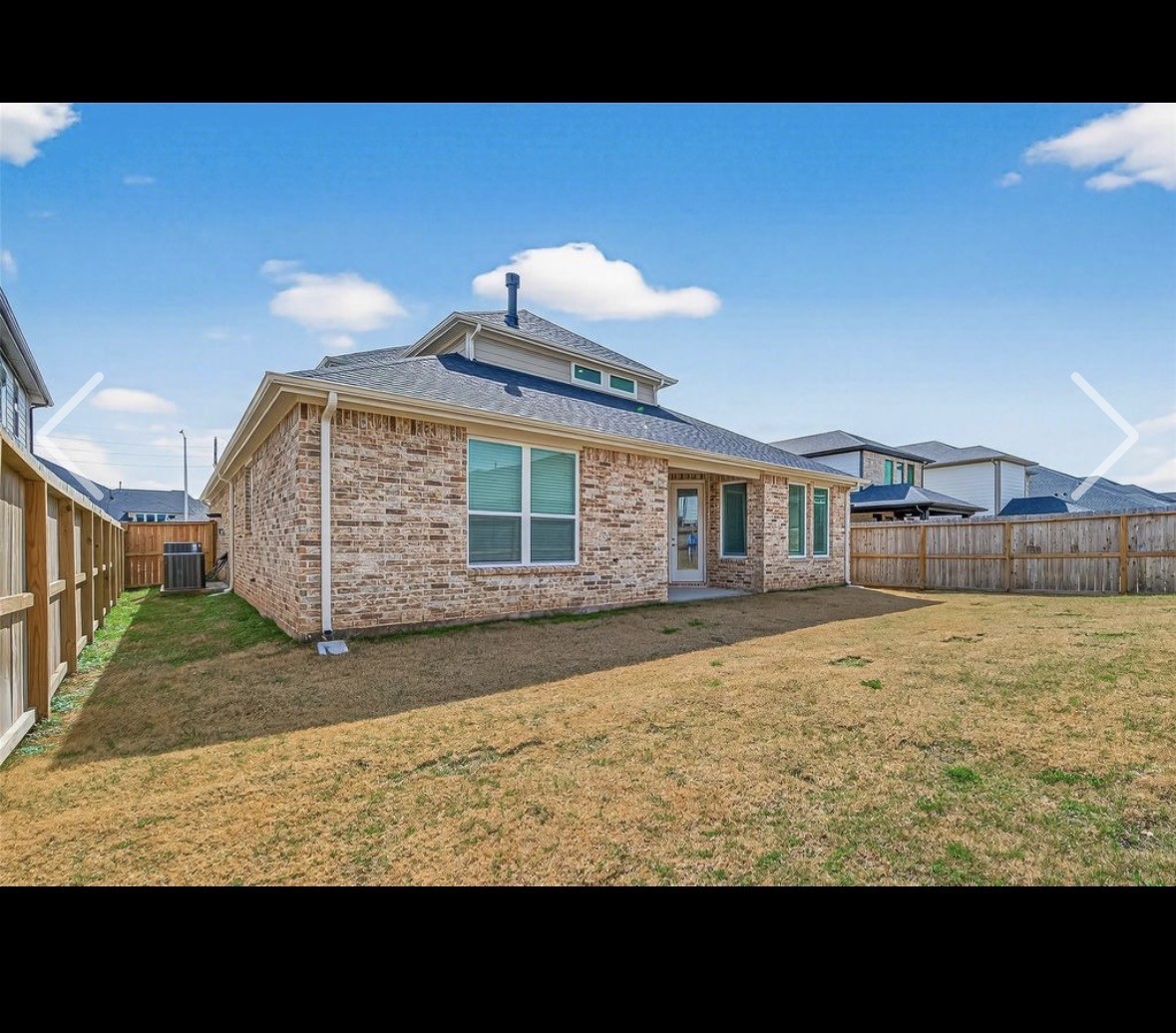 426 Yellow Dandelion Lane Property Photo 45