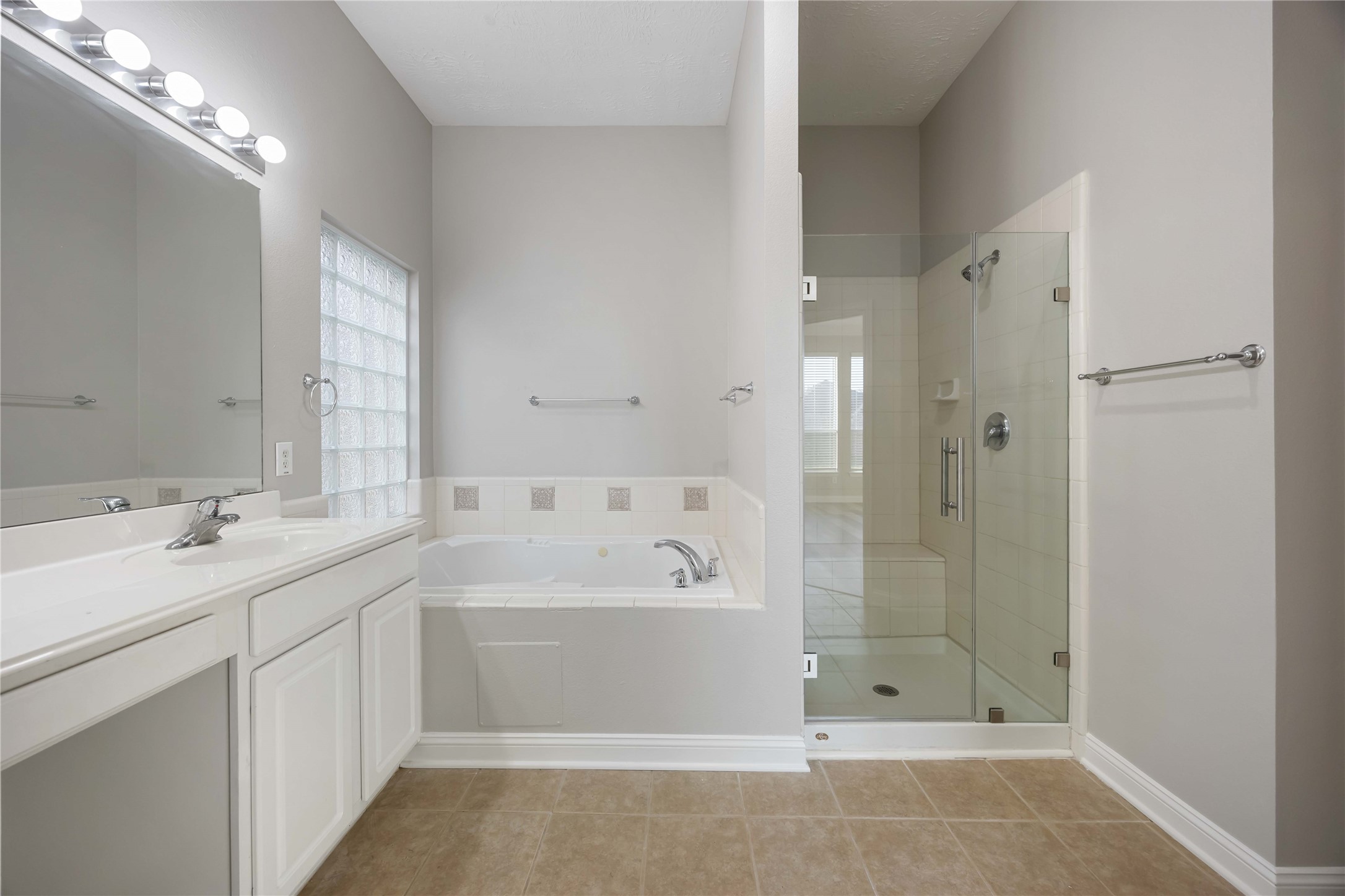 19311 Lincoln Heights Lane Property Photo 23