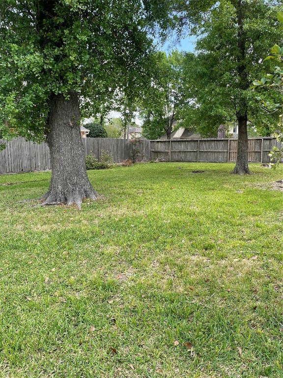 21122 Harvest Hill Lane Property Photo 4