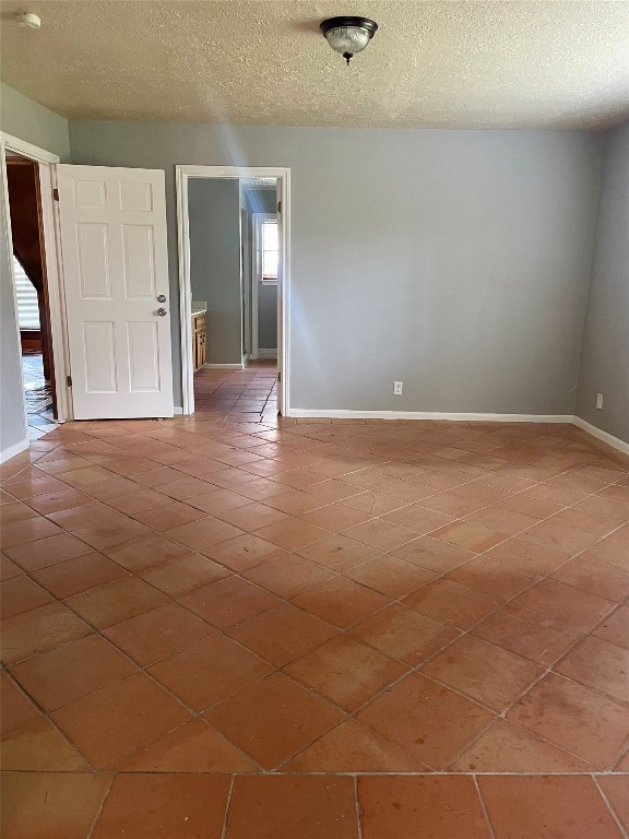 21122 Harvest Hill Lane Property Photo 23