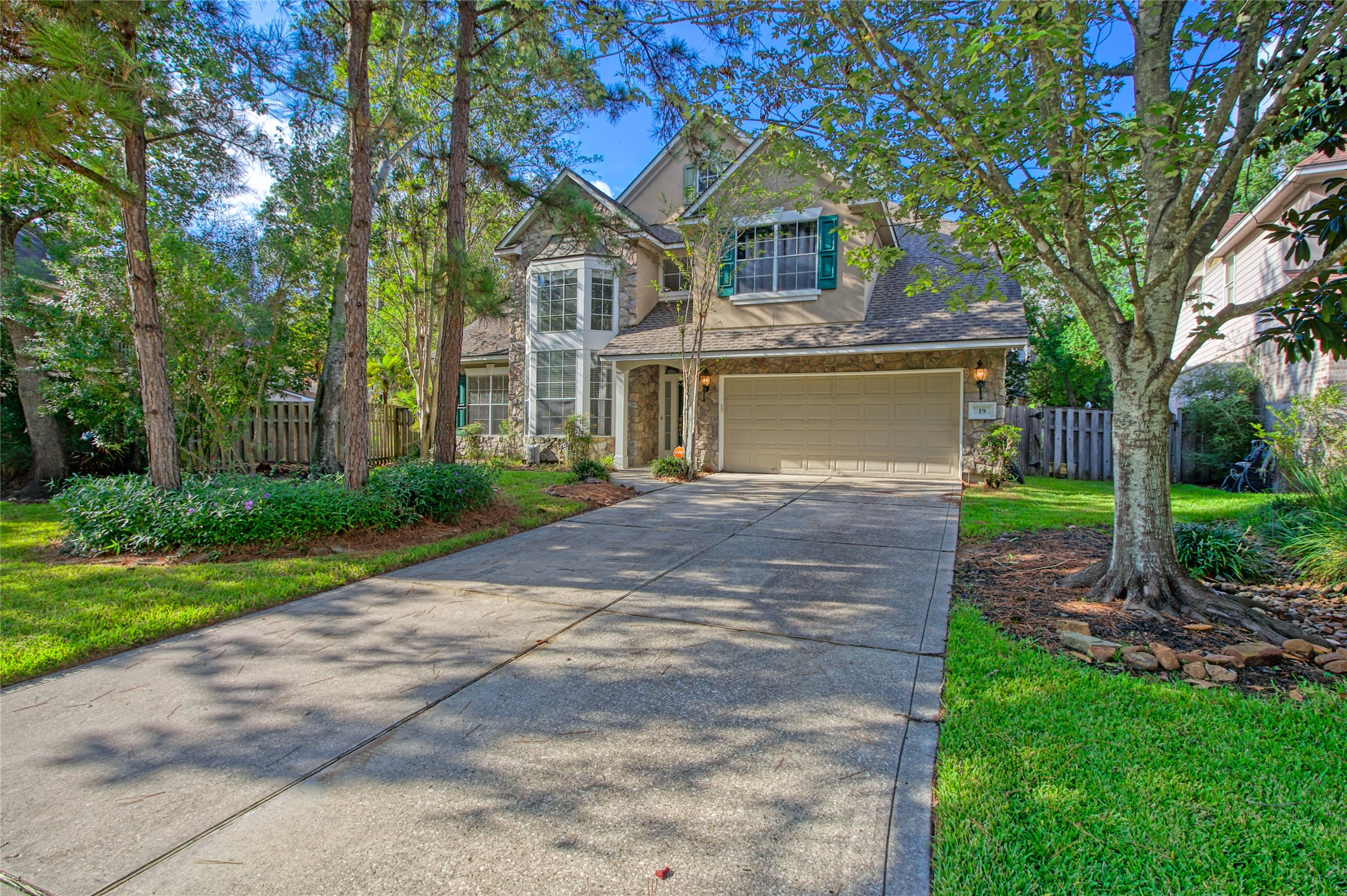 19 E Sundance Circle Property Photo 1