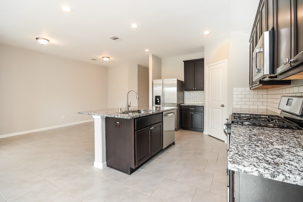 8419 Ideal Drive Property Photo 5