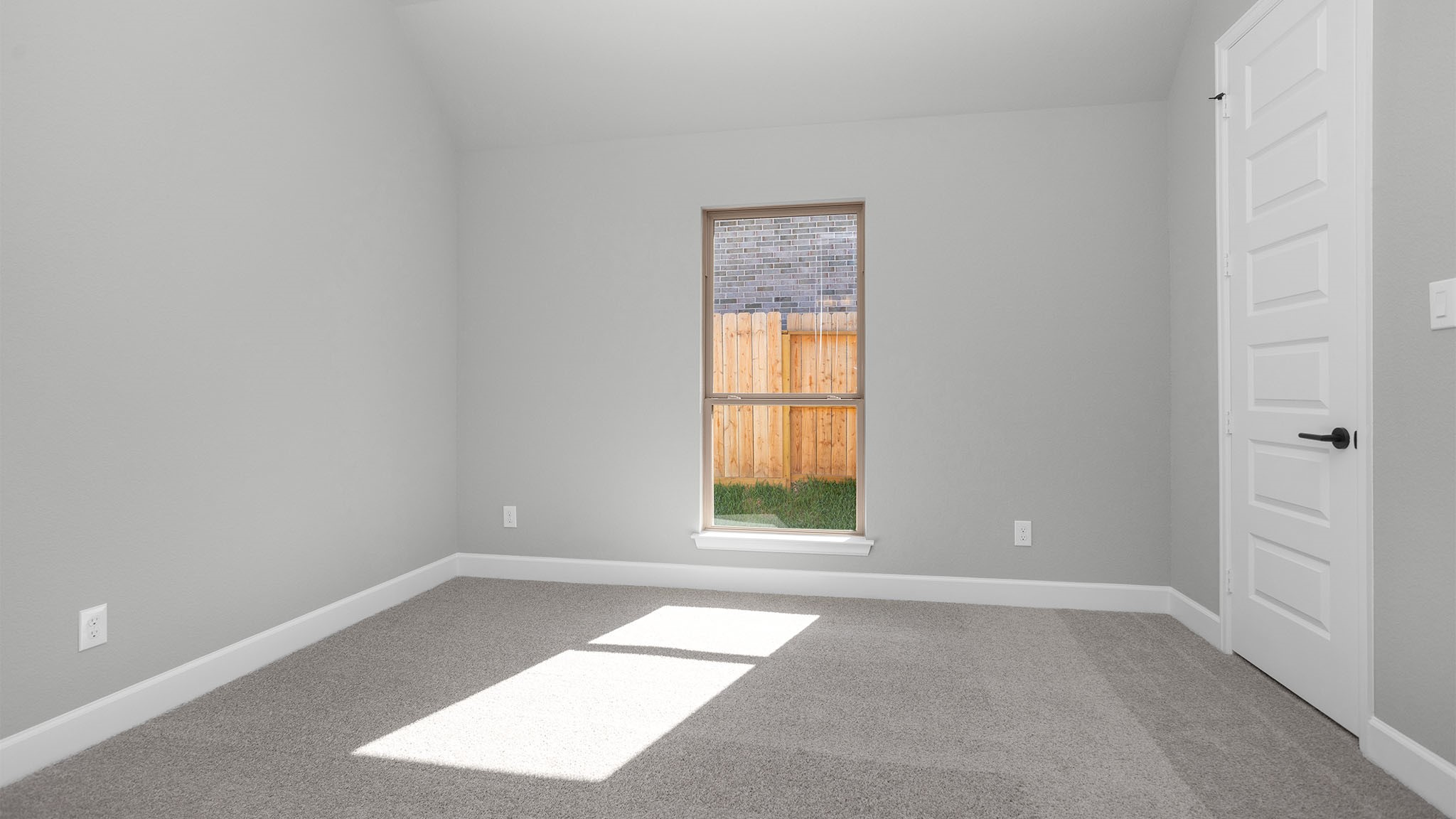 218 Wooded Rill Court Property Photo 11