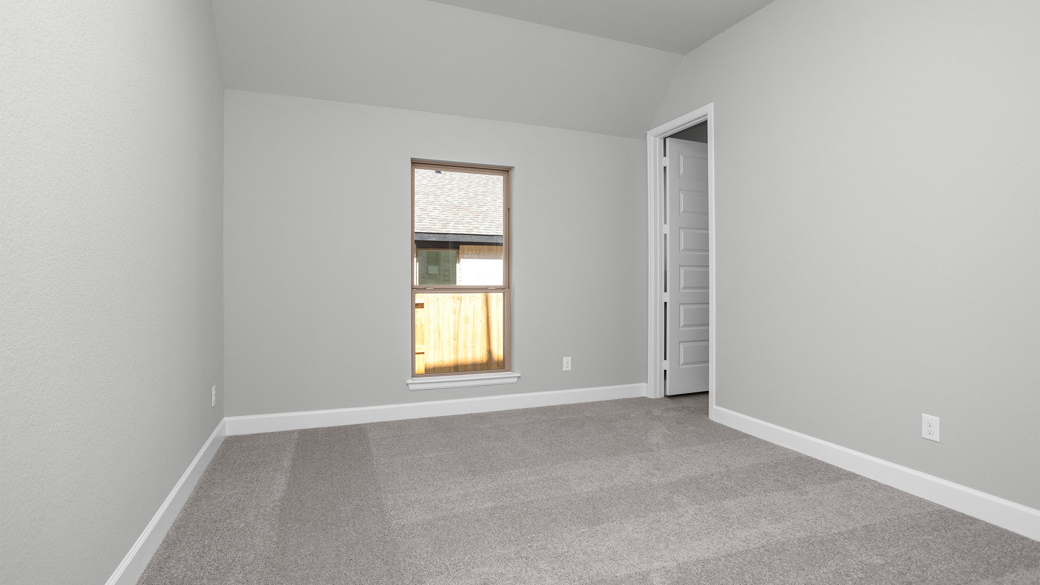 218 Wooded Rill Court Property Photo 12