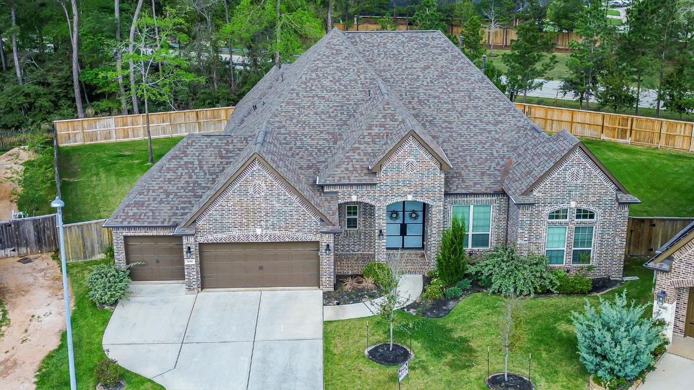 1050 Groveton Ridge Lane Property Photo 1
