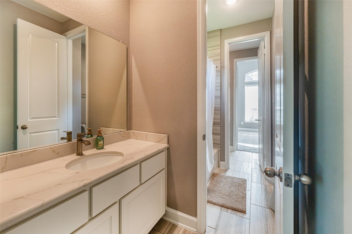 1050 Groveton Ridge Lane Property Photo 38