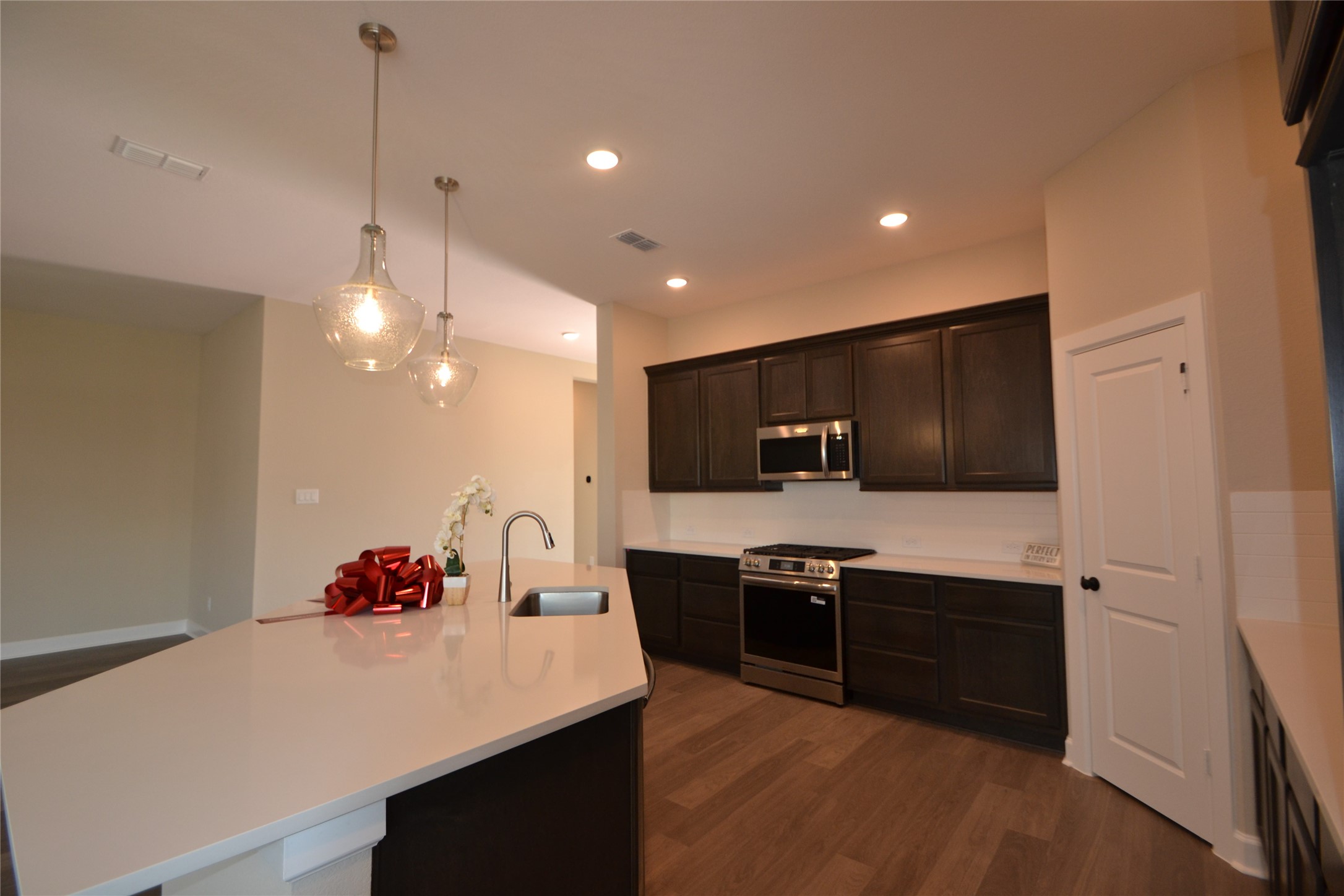 3207 Kindred Way Property Photo 9