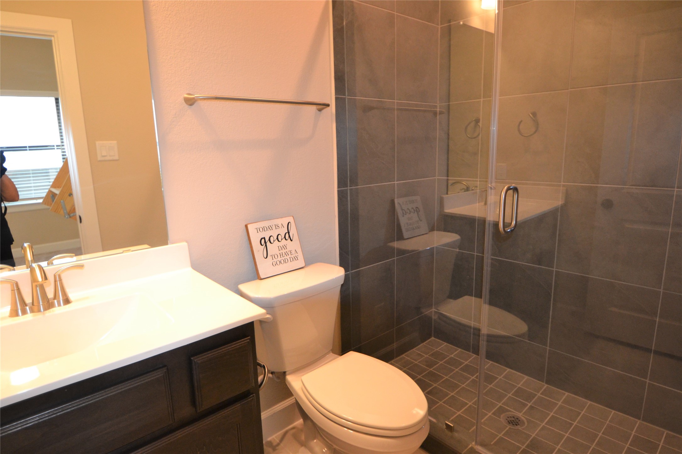 3207 Kindred Way Property Photo 16