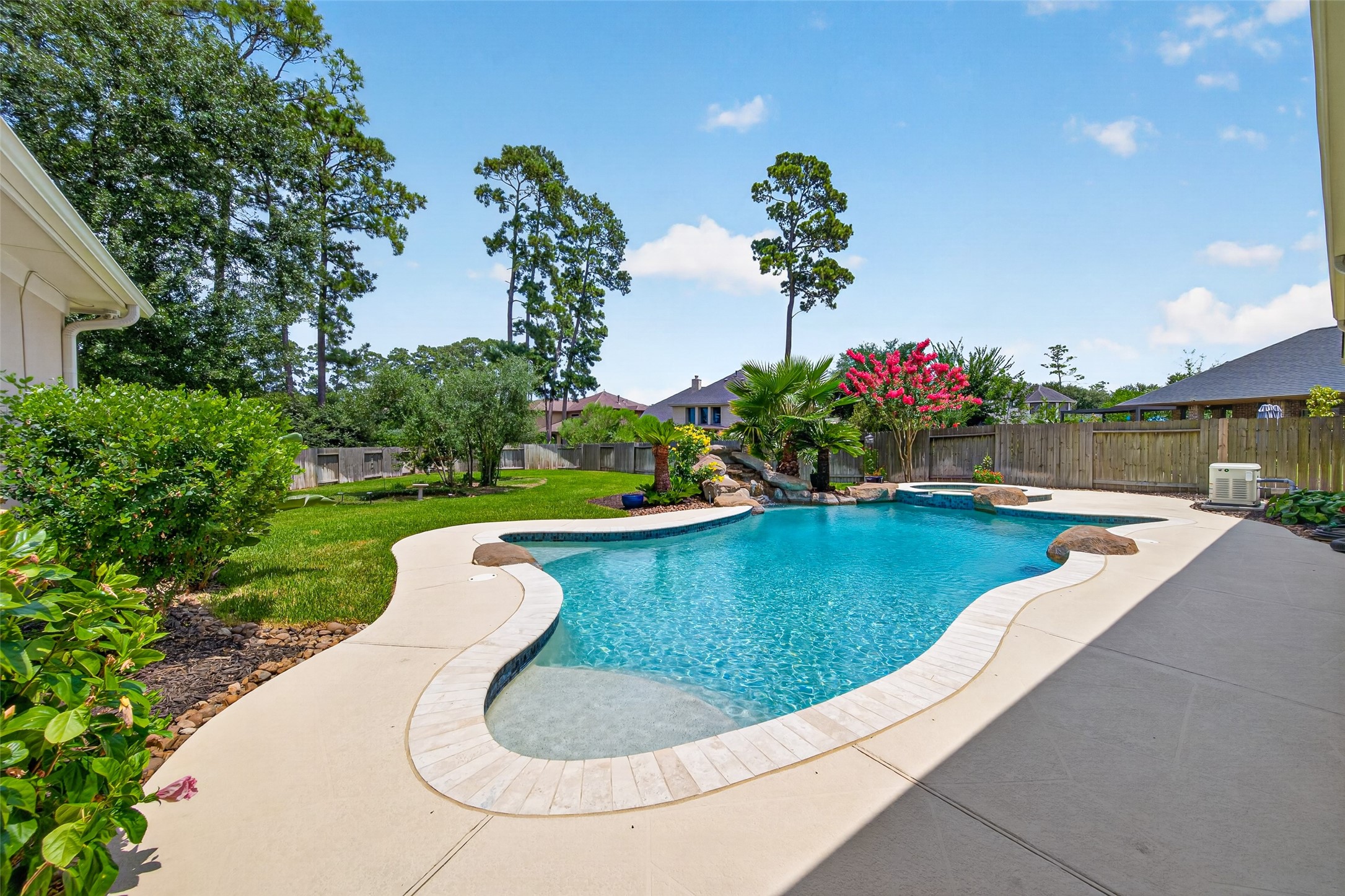8114 Hideaway Run Way Property Photo 1