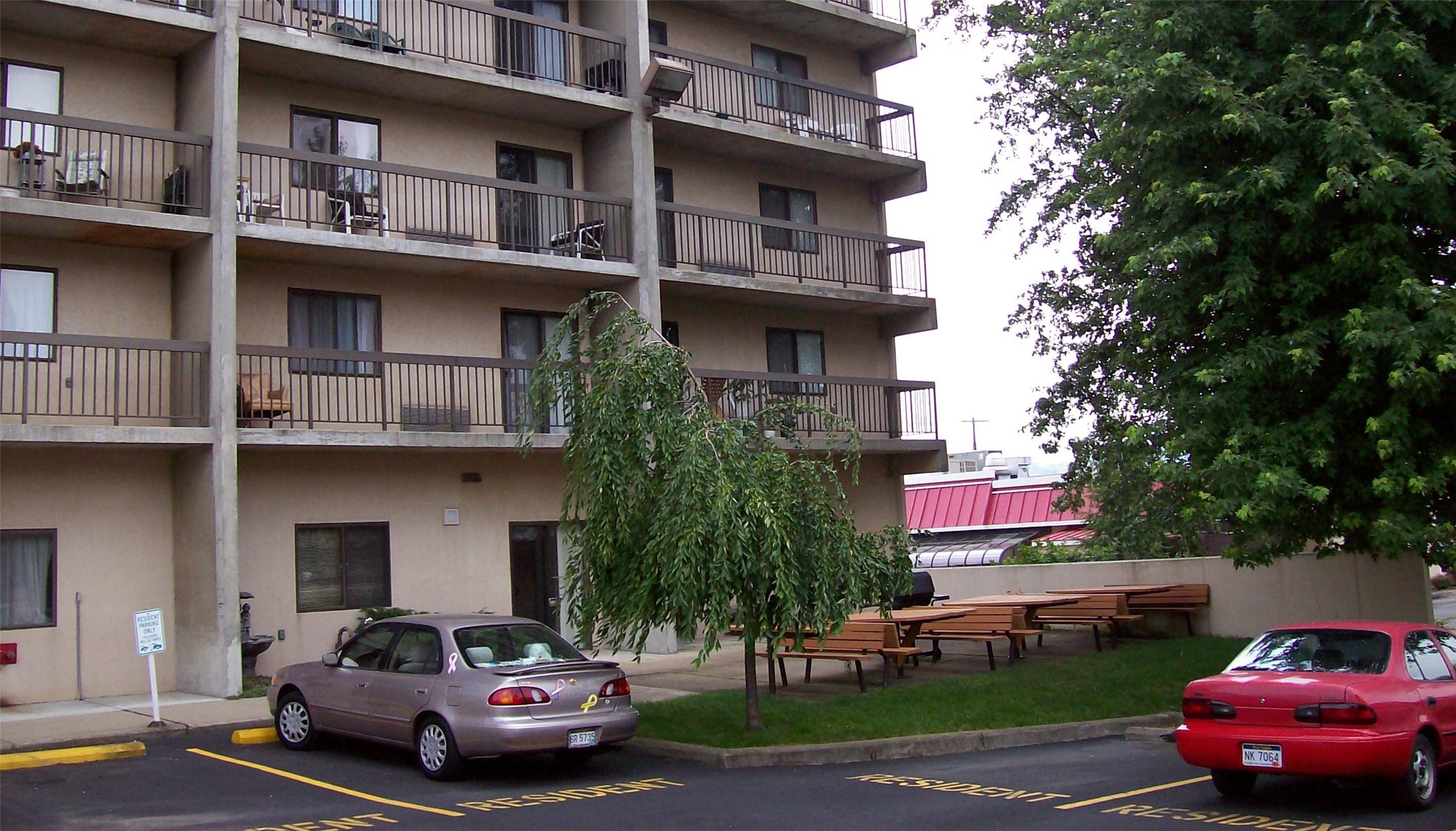 620 W Pike St Property Photo 2