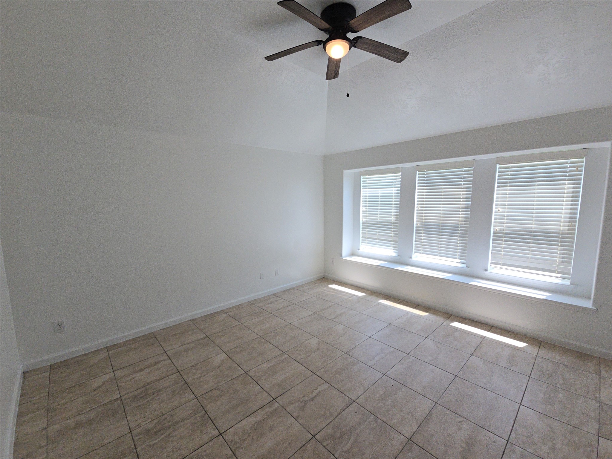 1306 Squire Drive Property Photo 9