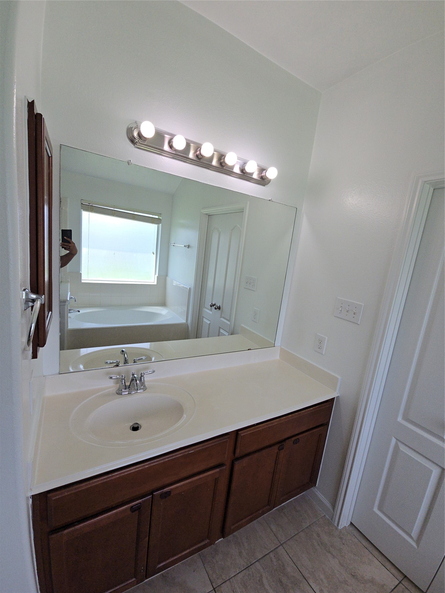 1306 Squire Drive Property Photo 17