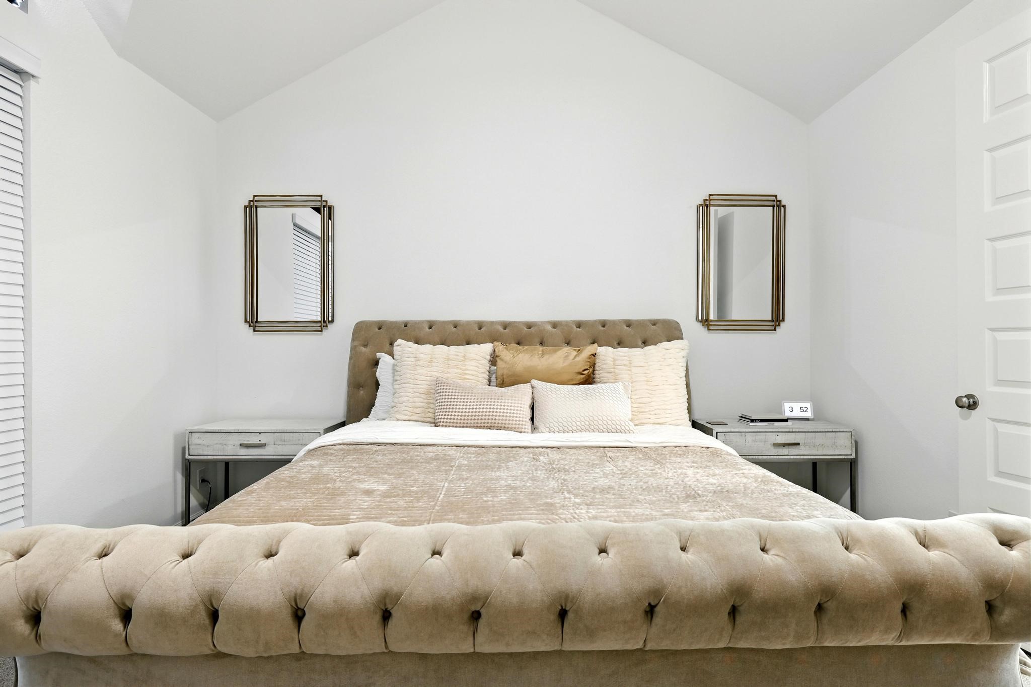 5014 Mulberry Shrubs Lane Property Photo 18