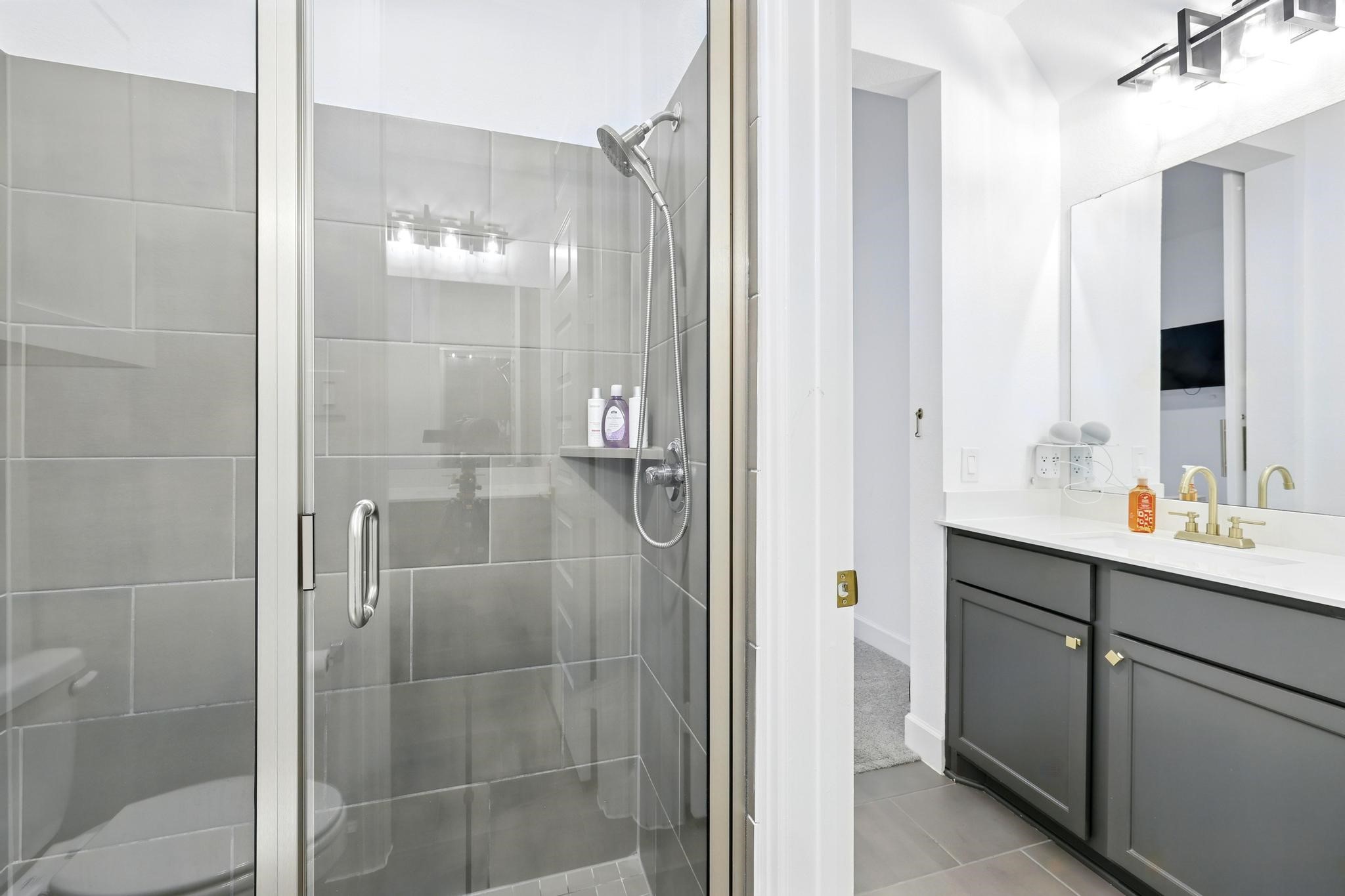 5014 Mulberry Shrubs Lane Property Photo 22