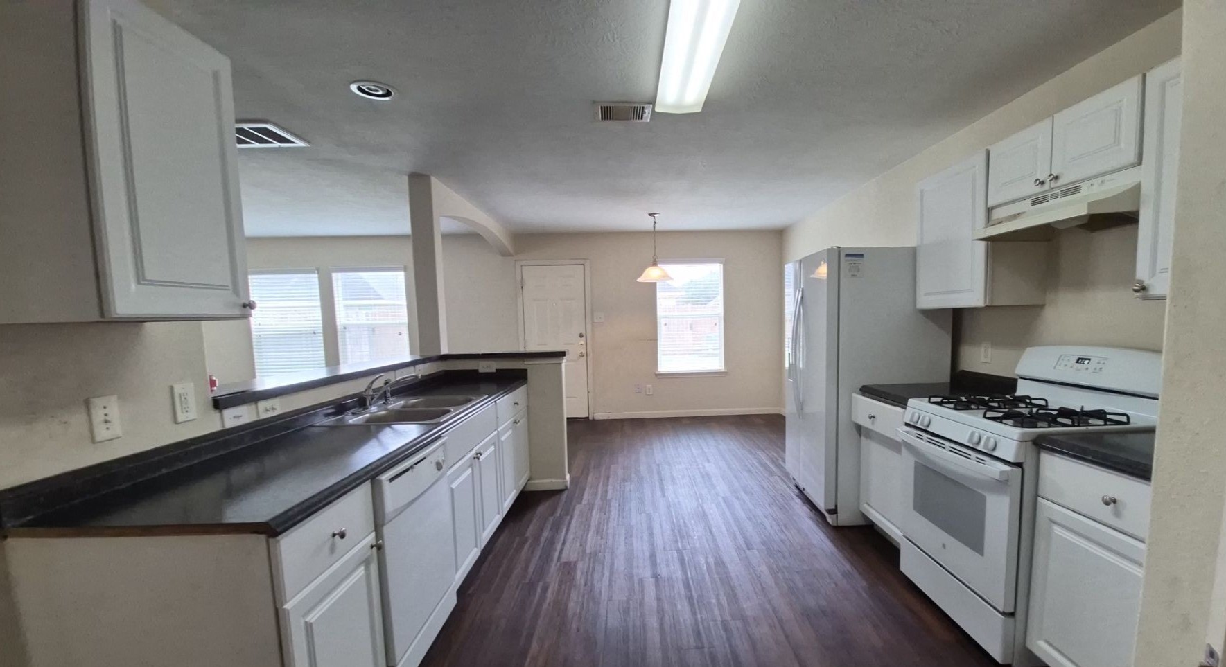 13314 Ambrosa Drive Property Photo 6