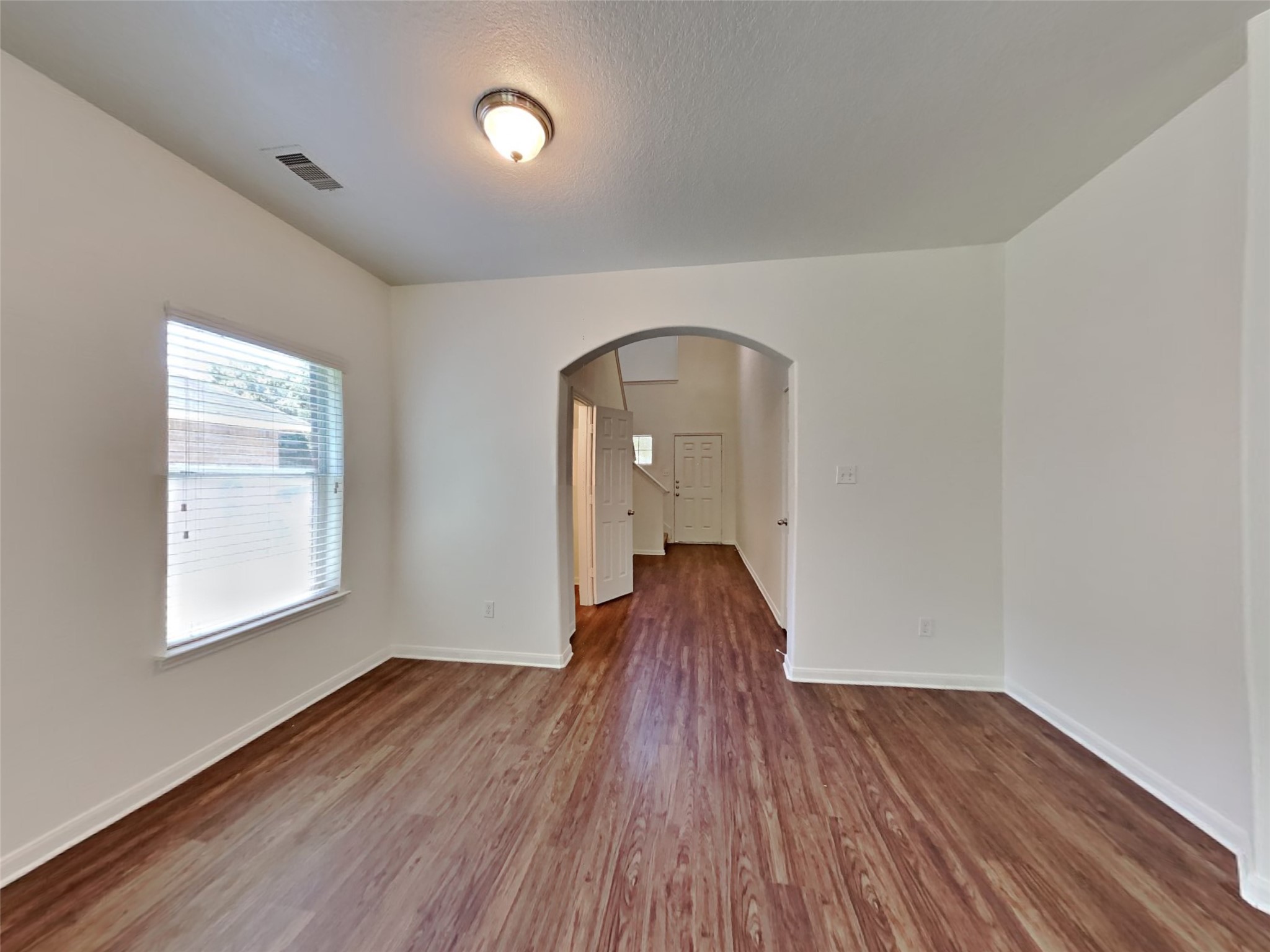 5702 Rocky Trail Drive Property Photo 6