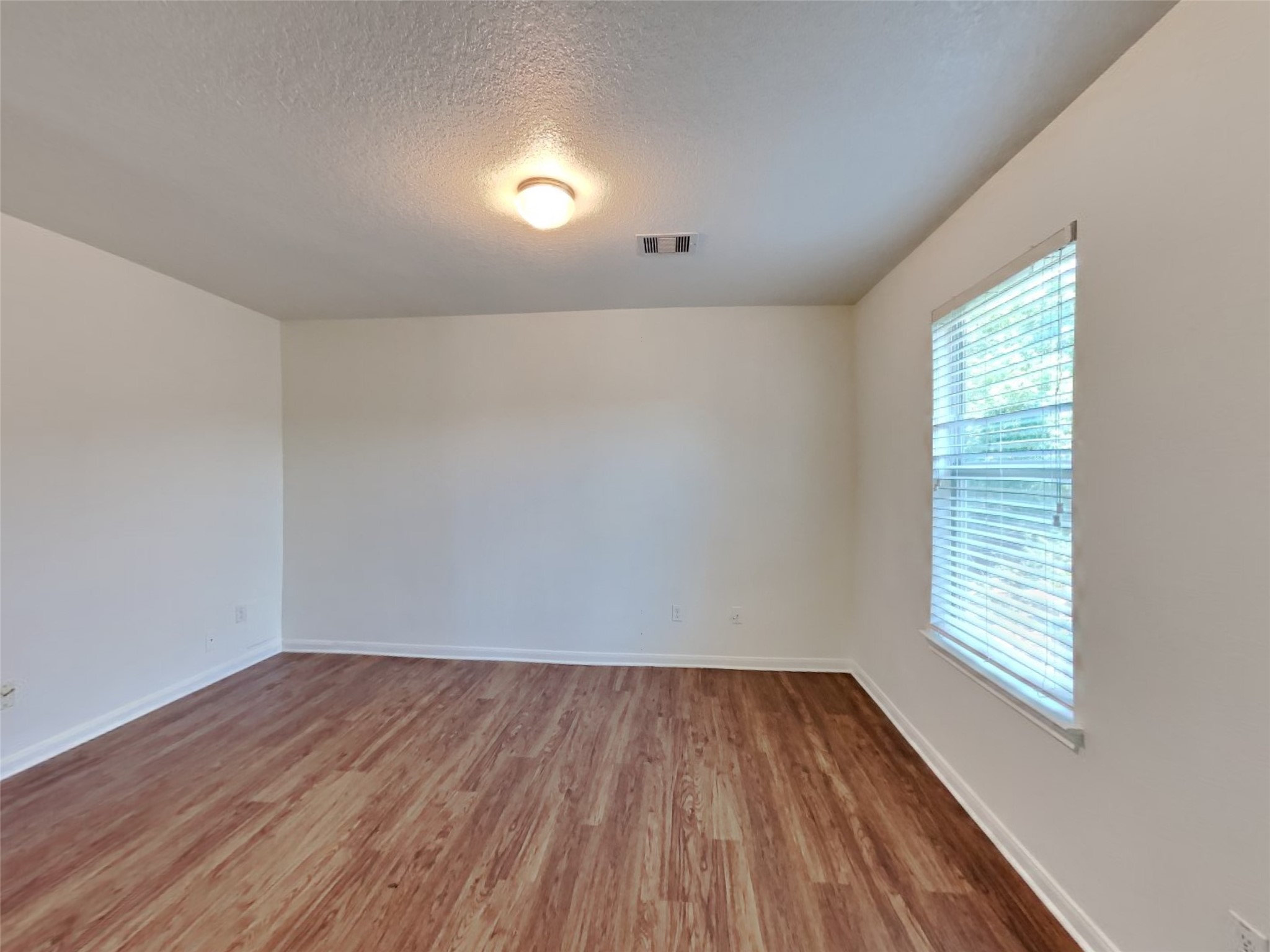 5702 Rocky Trail Drive Property Photo 12