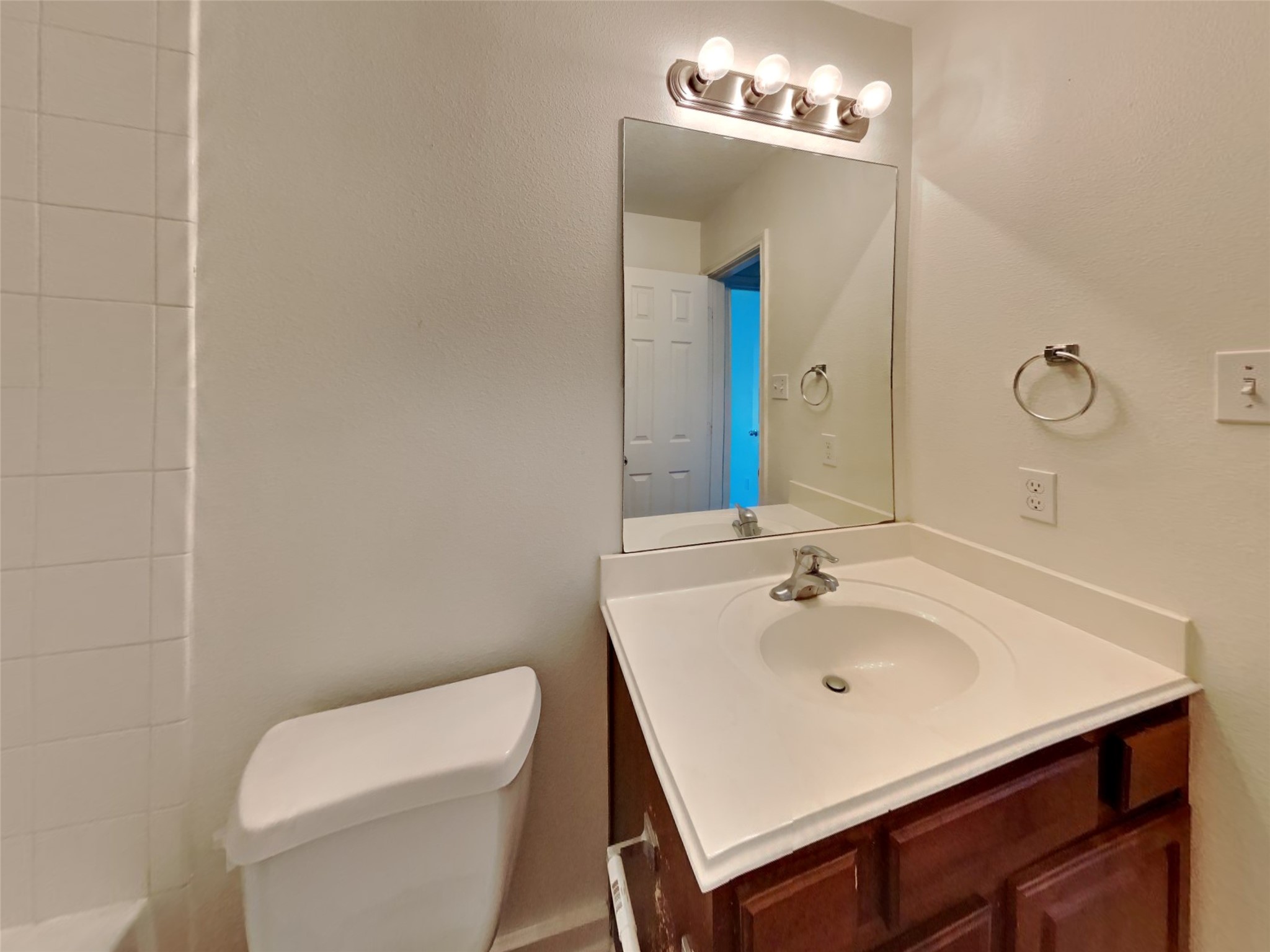 5702 Rocky Trail Drive Property Photo 15