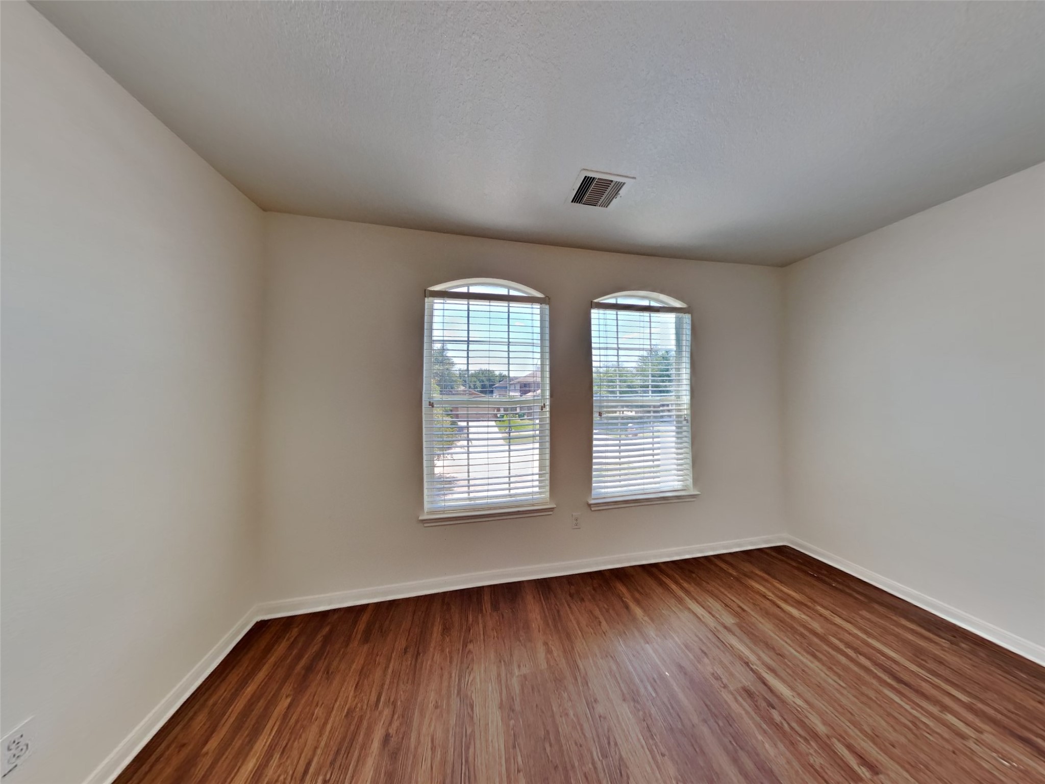 5702 Rocky Trail Drive Property Photo 17