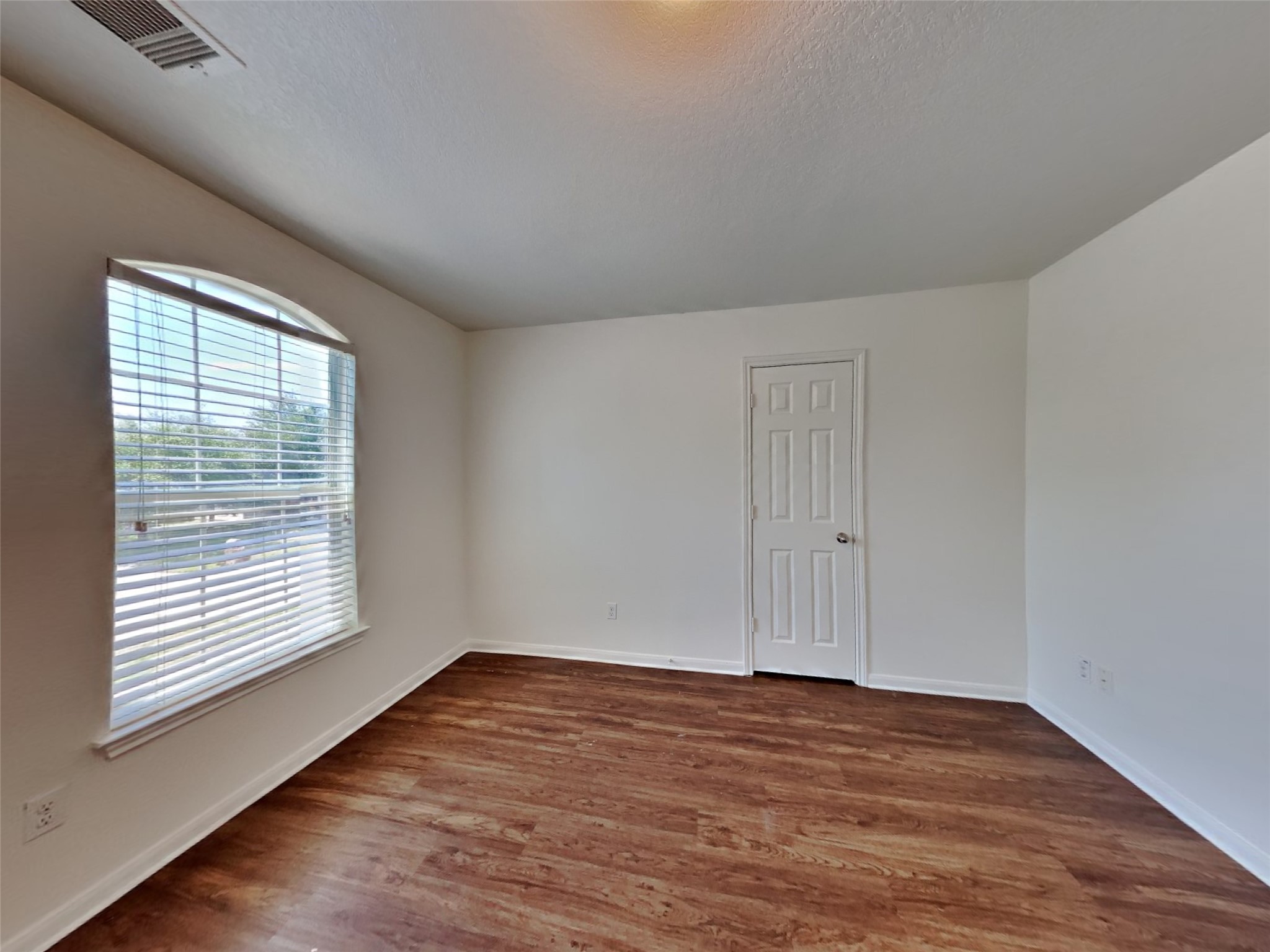 5702 Rocky Trail Drive Property Photo 18
