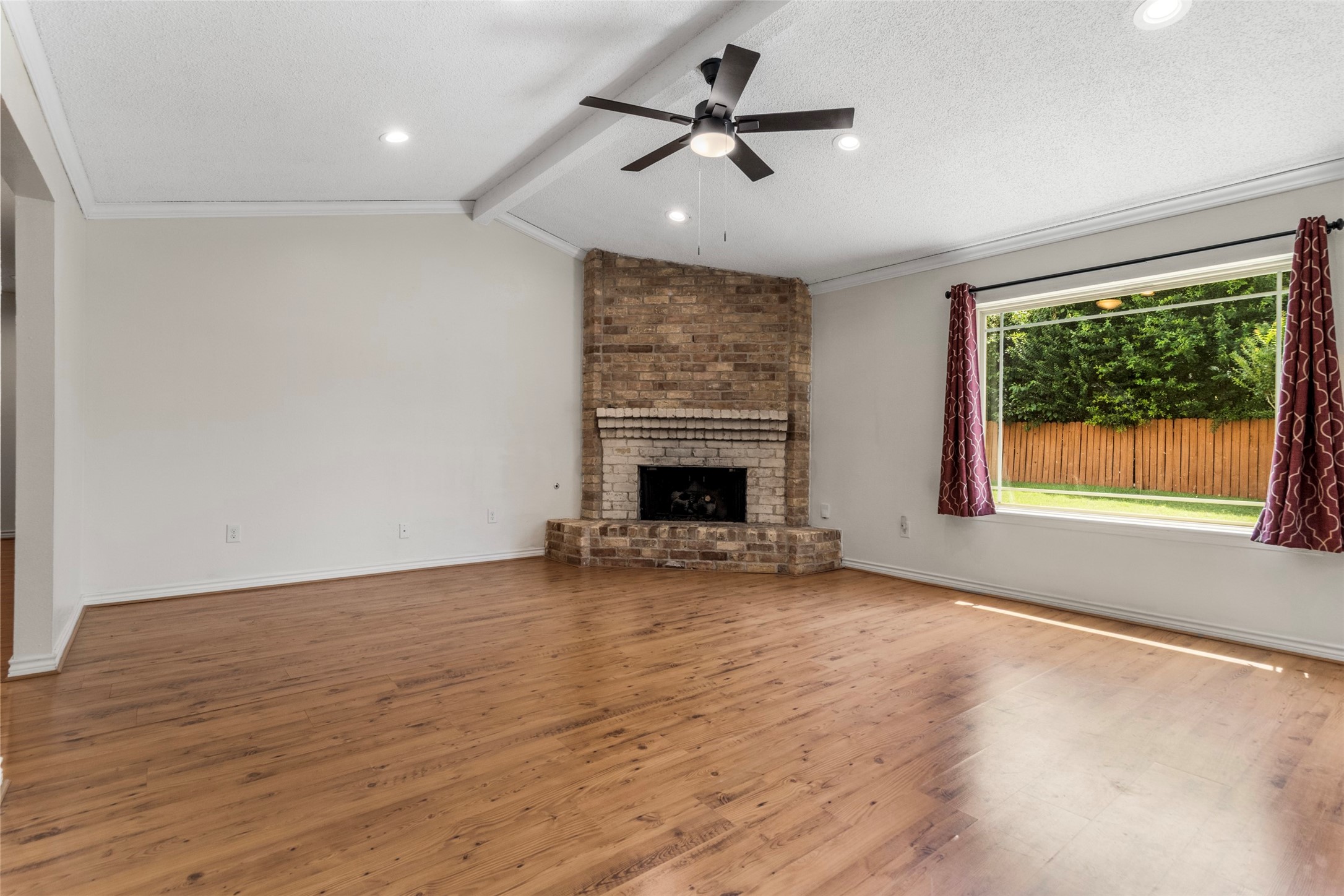 16319 Pitch Pine Drive Property Photo 5